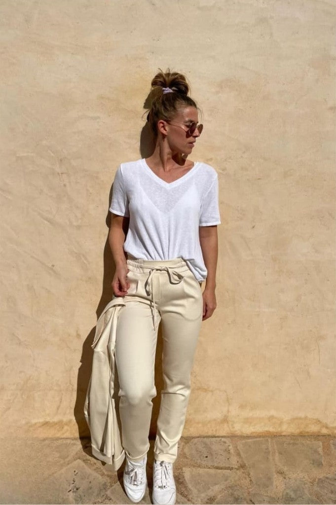 Kurzarm Basic Shirt weiß Esvivid V-Ausschnitt mit Kellerfalte hinten länger als vorn - Bekleidung & Accessoires