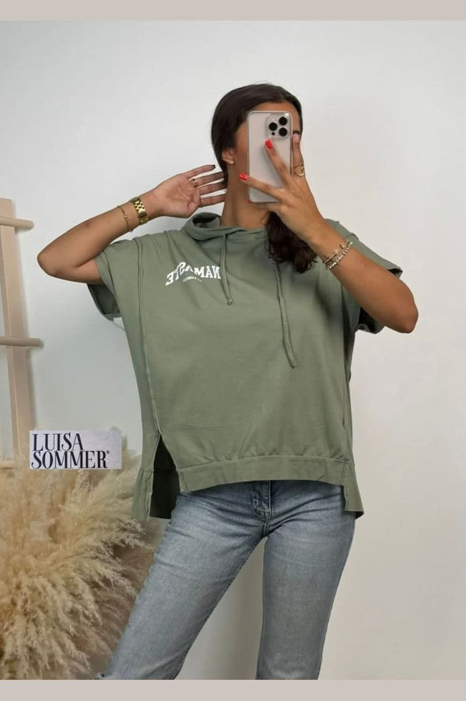 Namaste Shirt mit Kapuze kurzarm - shirt