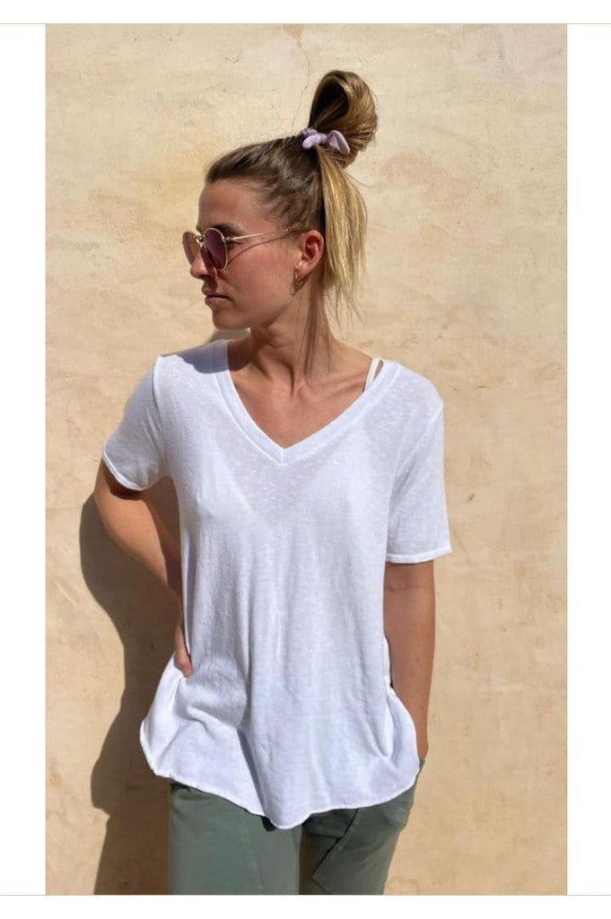 Kurzarm Shirt Esvivid V-Ausschnitt mit Kellerfalte hinten länger als vorn - Bekleidung & Accessoires